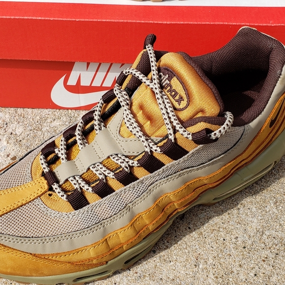 Nike Air Max 95 PRM - Picture 5 of 6